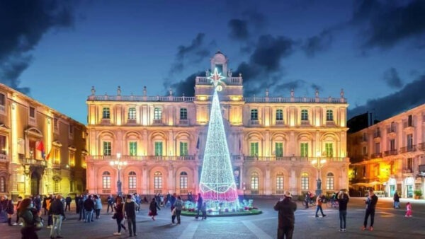 Natale 2020 a Catania, l’Amministrazione Comunale presenta il programma delle iniziative turistico-teatrali