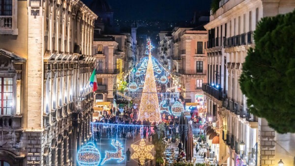 Cosa fare a Catania per il Ponte dell'Immacolata: dal Christmas Town ai mercatini di Natale