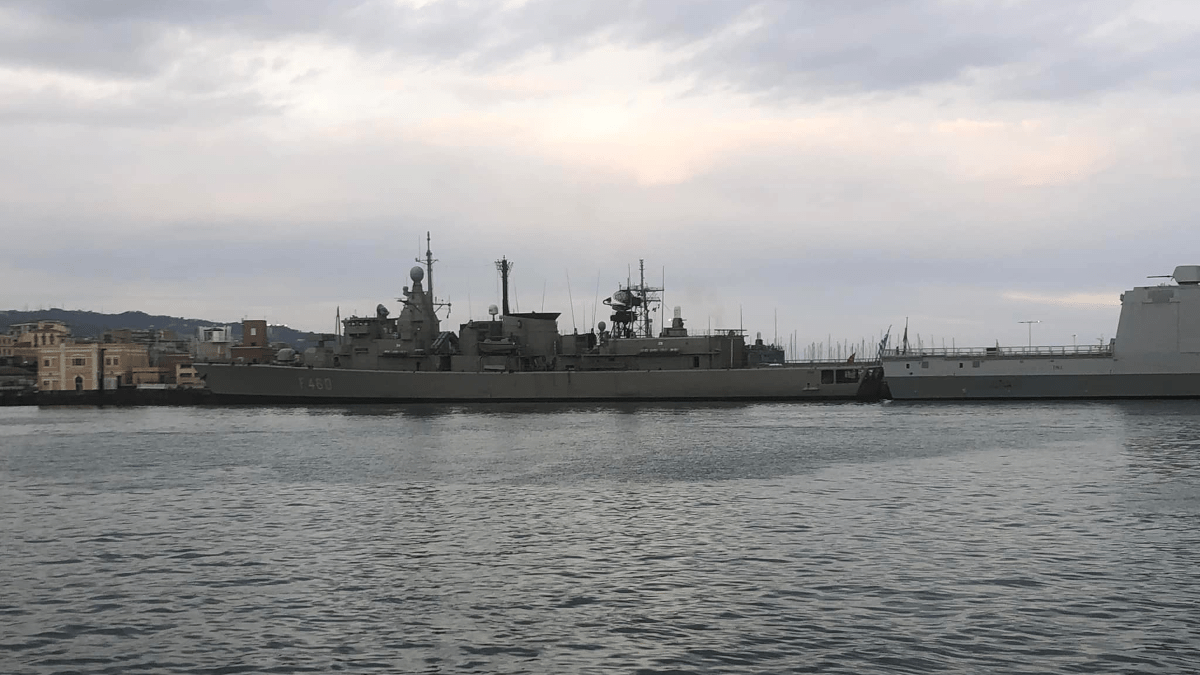 Navi militari in “visita” al porto di Catania: fregate missilistiche classe Elli e la Carlo Margottini