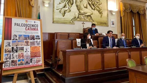 "Palcoscenico Catania", l’Amministrazione Comunale presenta il programma degli eventi natalizi (da non perdere)