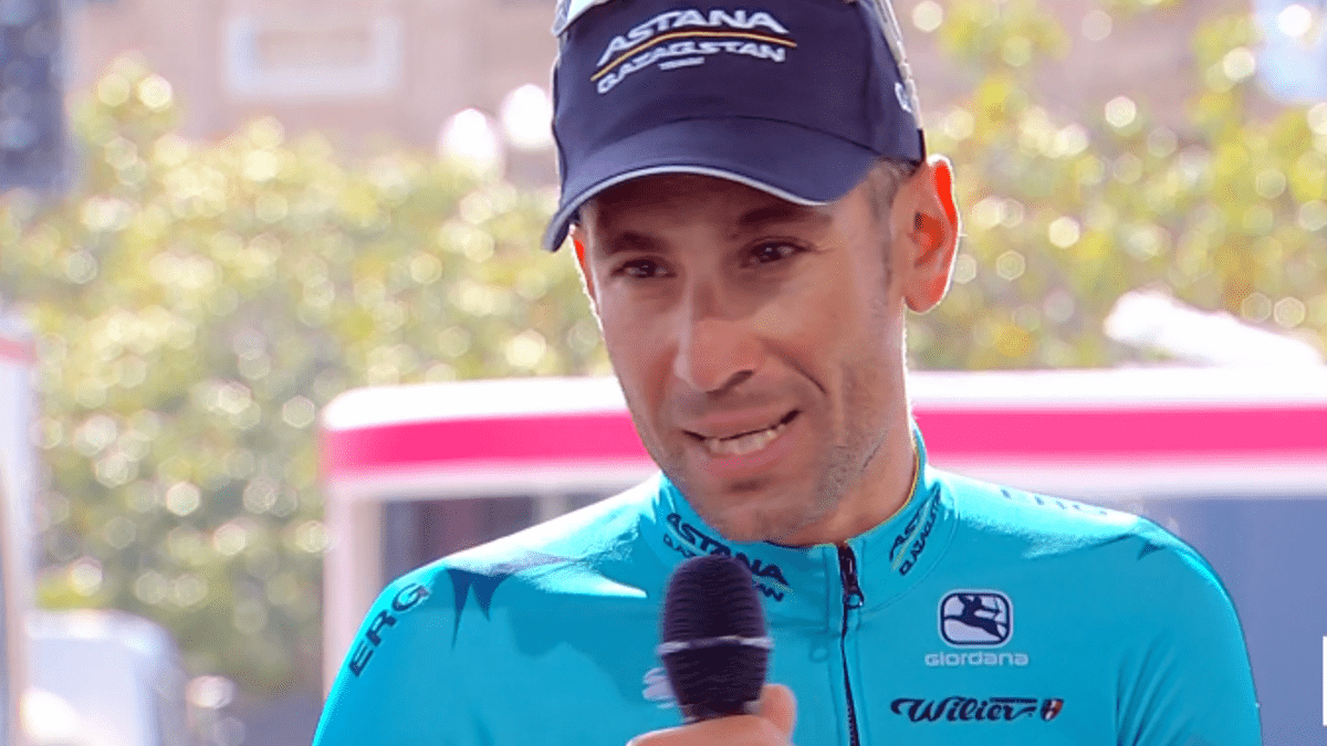 Partita da Catania la quinta tappa del Giro d'Italia, Nibali: "È il mio ultimo giro"