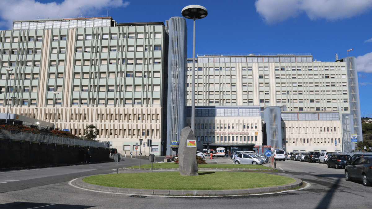 Potenziamento prenotazione telefonica ospedale Cannizzaro: più operatori e ampliamento fascia oraria