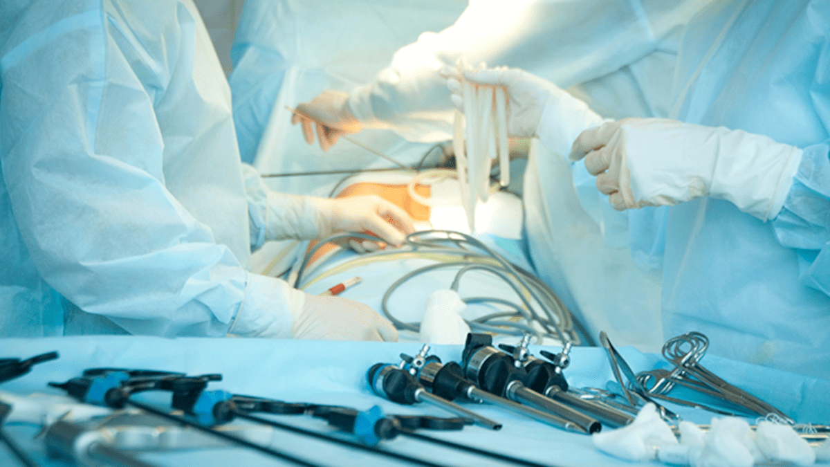 Primo intervento laparoscopico con anestesia spinale e paziente “sveglio” all'ospedale Cannizzaro