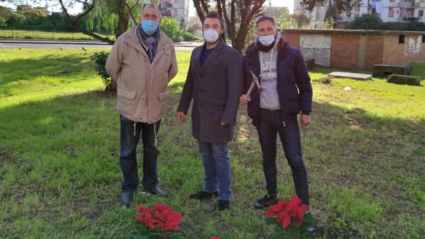 Quarta Circoscrizione, i consiglieri si autotassano per l’acquisto delle stelle di Natale. Ragusa: «Doniamo un po’ di aria natalizia ai quartieri»