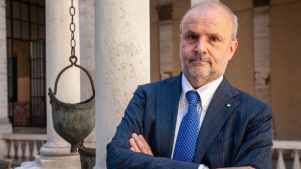Il Ministro della Salute in visita al San Marco di Catania: le questioni da affrontare