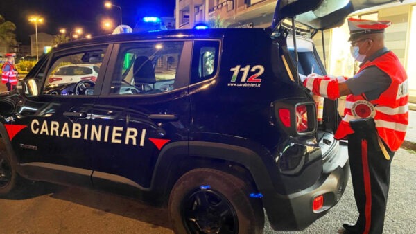 Scordia, scorta calesse trainato da cavallo: minaccia e offende i Carabinieri all’alt