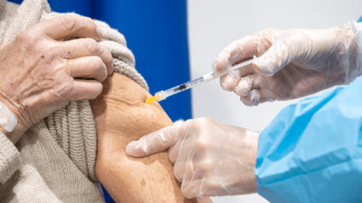Servizio di supporto per la prenotazione delle vaccinazioni anti Covid nella sede Ugl