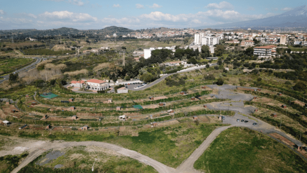 Si cercano volontari per la gestione degli orti urbani a Librino: bando per le nuove assegnazioni