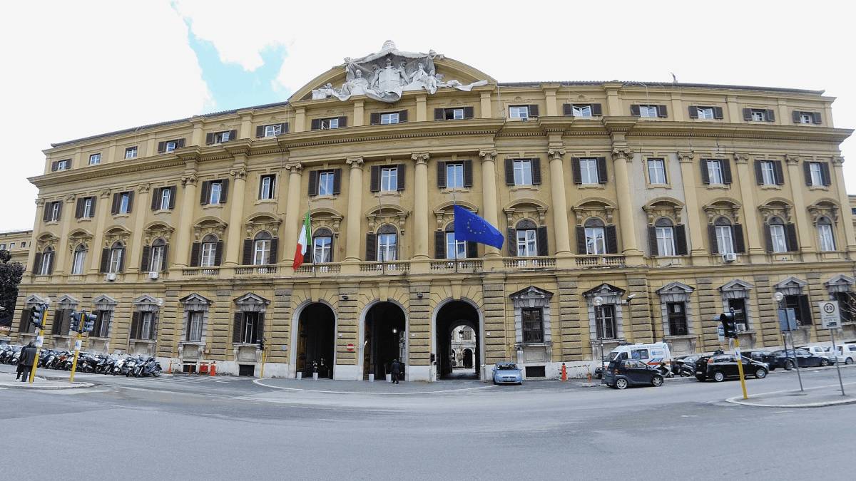 Tecnici Mef e Regione Siciliana: lo Stato deve 8 miliardi di euro all’Isola