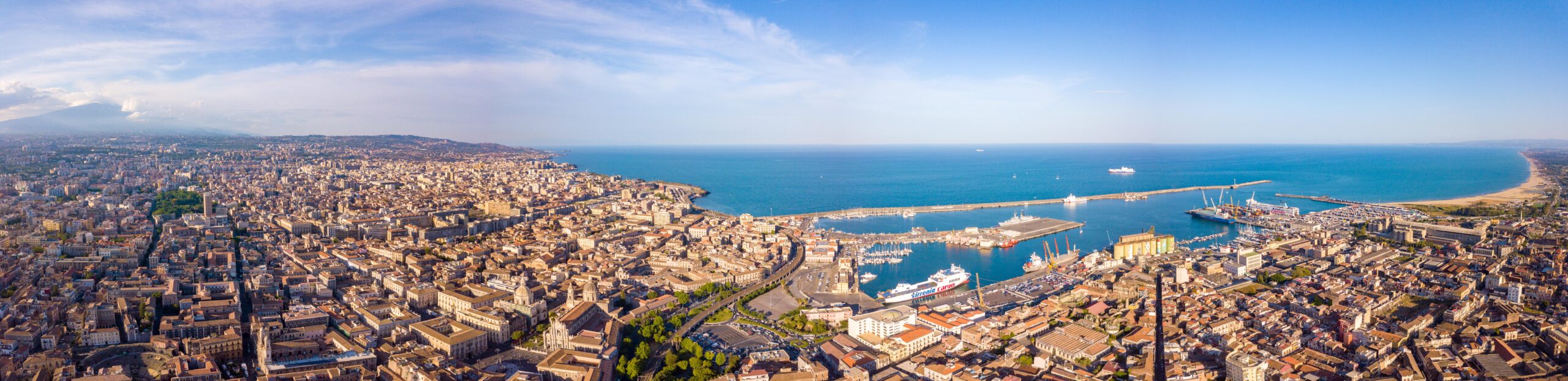 Porto di Catania visto dall'alto