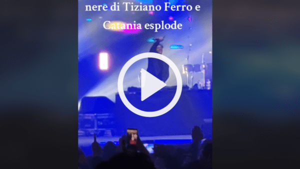 Capodanno Catania, Tananai omaggia Tiziano Ferro: il video dell’emozione unica in piazza Duomo