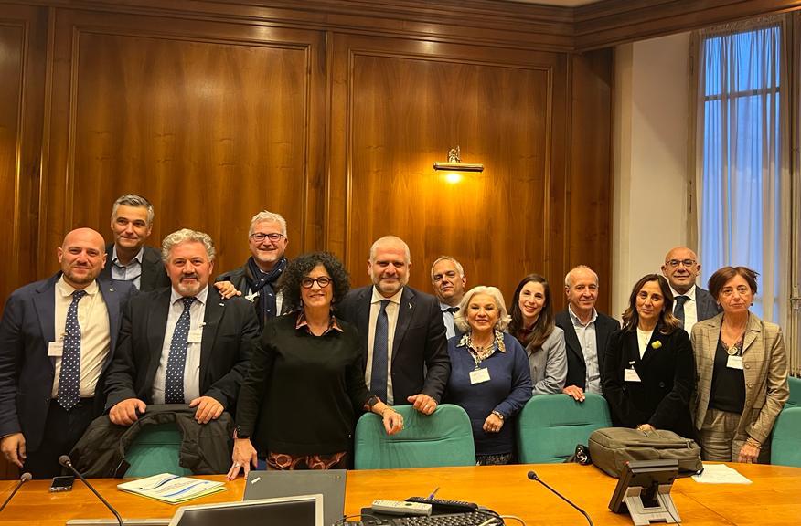 Distretto Agrumi di Sicilia Orgoglioso del Tavolo Tecnico al Ministro dell'Agricoltura.