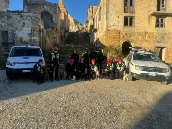 Esperienza di cinofilia a Poggioreale con il Team della Slovacchia