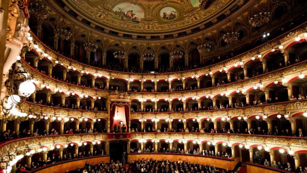 Sold Out: Turandot e Il Lago dei cigni al Teatro Massimo Bellini