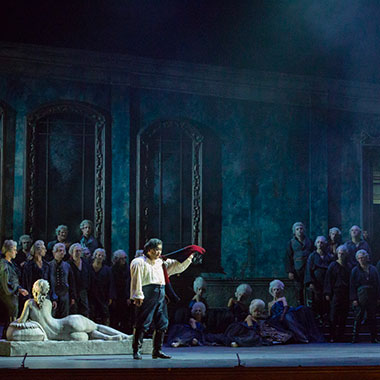 Torna il Rigoletto di Verdi firmato da John Turturro: dal 20 gennaio al Teatro Massimo di Palermo con la direzione del Maestro Daniel Oren