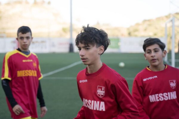 ACR Messina Under 15 sfida la Giovanile Rocca: il tecnico Liotta con il gruppo al completo