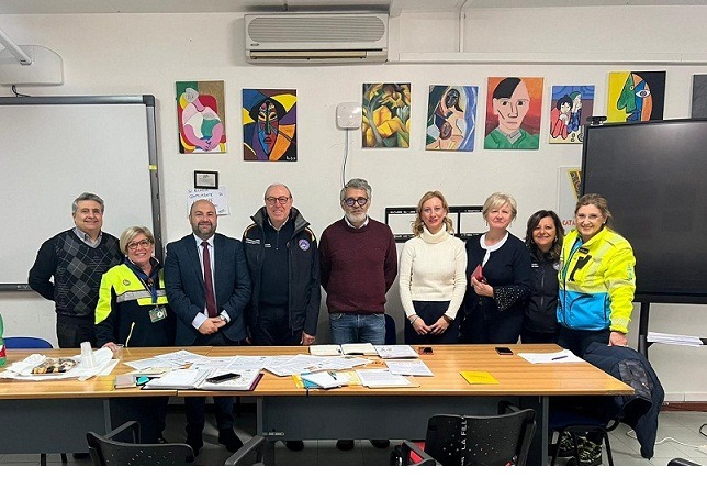 Protezione civile: progetto "Io non rischio Scuola" all'istituto Petrarca