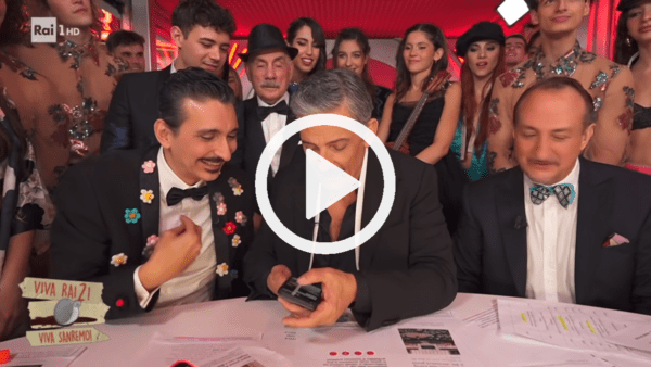 A Viva Sanremo arriva la chiamata che non ti aspetti: Fiorello in lacrime si emoziona [VIDEO]