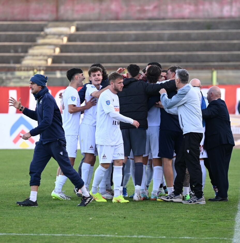 Ancora Zuppel trascina l'Acireale alla quarta vittoria consecutiva