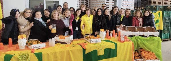 Coldiretti Donne Impresa Agrigento visita l'azienda Turano Fruit con gli studenti di Ribera