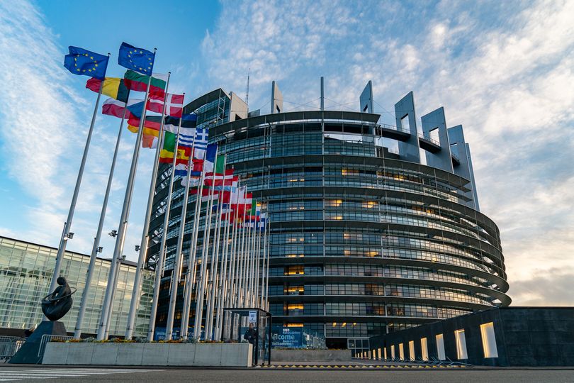 Elezioni Parlamento Europeo 2024: Sottoscrizione lista 'Pace Terra Dignità' a Ragusa