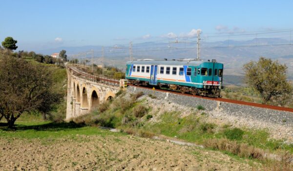 RFI avvia interventi di potenziamento sulla linea Palermo-Trapani