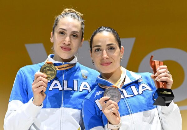 Giulia Rizzi trionfa alla Coppa del Mondo di Spada Femminile a Nanchino, Alberta Santuccio bronzo!