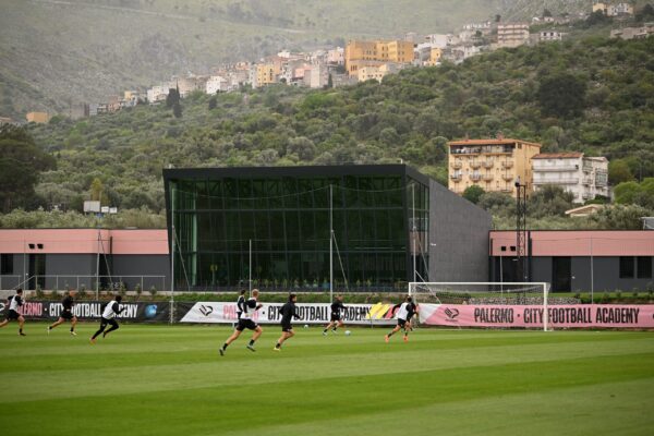 Intenso allenamento del Palermo FC in vista della sfida contro la Reggiana