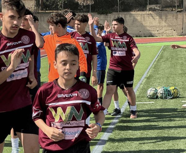 Noto Calcio Under 15 trionfa nel derby contro l'Avola e punta alla semifinale dei play-off.