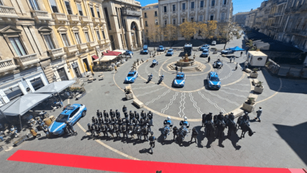 Polizia Catania, prove generali e ripetizione della coreografia: ecco perché  