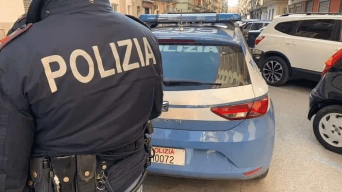 Rubano auto a turista, Polizia cerca immediatamente a San Cristoforo: subito ritrovata