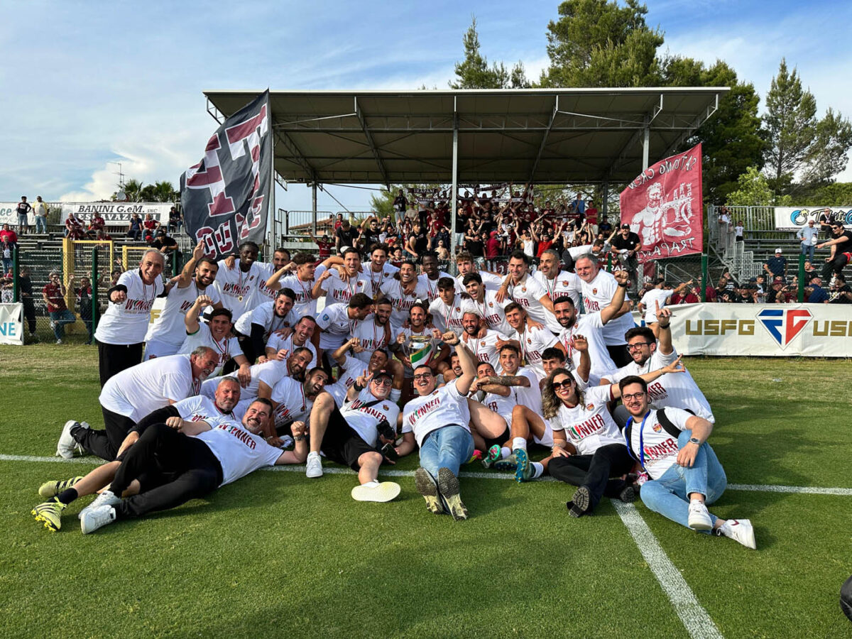 Il Trapani Calcio trionfa nella Coppa Italia Serie D: tutte le emozioni della vittoria.