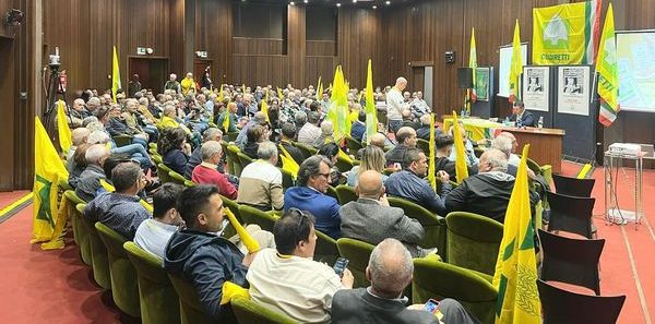Successo dell'assemblea Coldiretti ad Agrigento: centinaia di agricoltori presenti