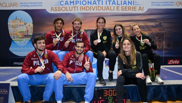 Campionati Italiani Assoluti Cagliari 2024: Successo per le Fiamme Oro e le Fiamme Gialle nei titoli a squadre di sciabola