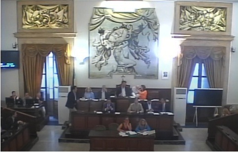 Catania: Approvati regolamenti su sanzioni amministrative e ispettori ambientali.