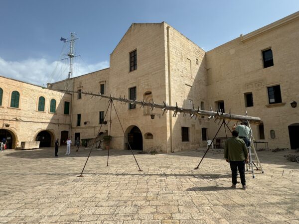 "L'Albero dei Tutti" al Castello Aragonese: omaggio a Giovanni Falcone a Taranto