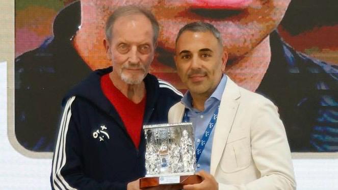 Mister Alfio Torrisi premiato con la "Panchina D'Oro Bric's"
