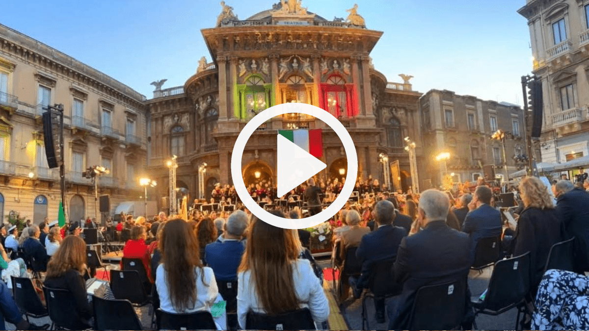 Video Teatro Massimo Vincenzo Bellini Festa della Repubblica Sindaco Catania Enrico Trantino Và Pensiero Nabucco Giuseppe Verdi