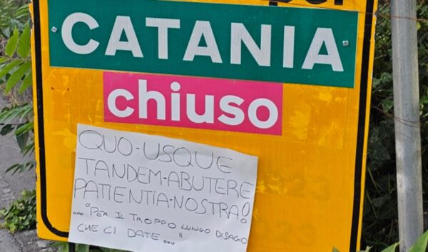 Lavori in corso a Catania, ecco la geniale risposta di un cittadino sull'eterna questione catanese
