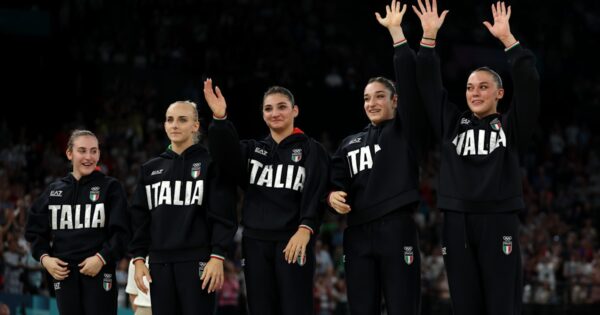 Argento per l'Italia nella ginnastica artistica femminile a Parigi 2024, trionfo degli Stati Uniti!