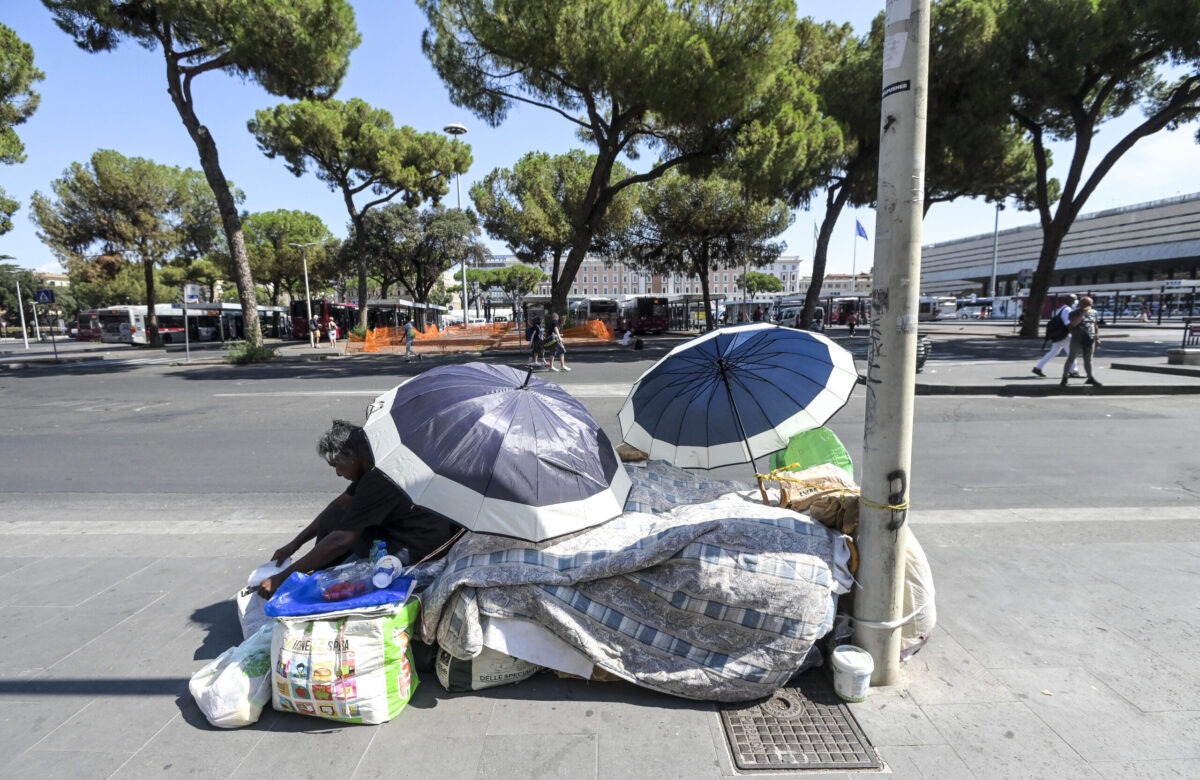 Emergenza illegalità all'Esquilino, Matone della Lega denuncia situazione sconvolgente: il prefetto conferma nuovi impegni