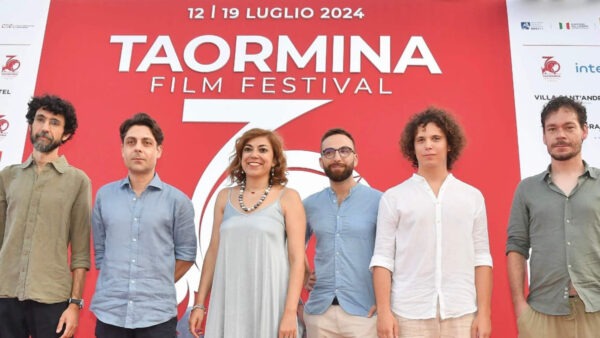 "Pietra madre" trionfa al Taormina Film Festival: il documentario sull'Etna conquista il pubblico