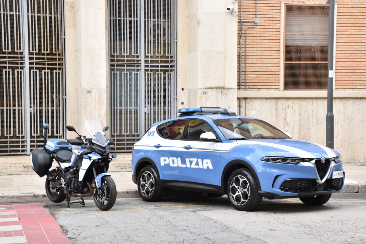 Operazione "MafiaHouse": cinque misure cautelari eseguite dalla Polizia di Stato di Latina.