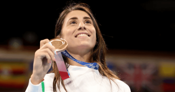 Pugilato femminile italiano: Testa, Sorrentino, Carini e Mesiano puntano alla grande vittoria a Parigi 2024!