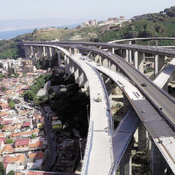 Riapre il viadotto Ritiro a Messina il 30 luglio: un importante traguardo con Schifani e Aricò!