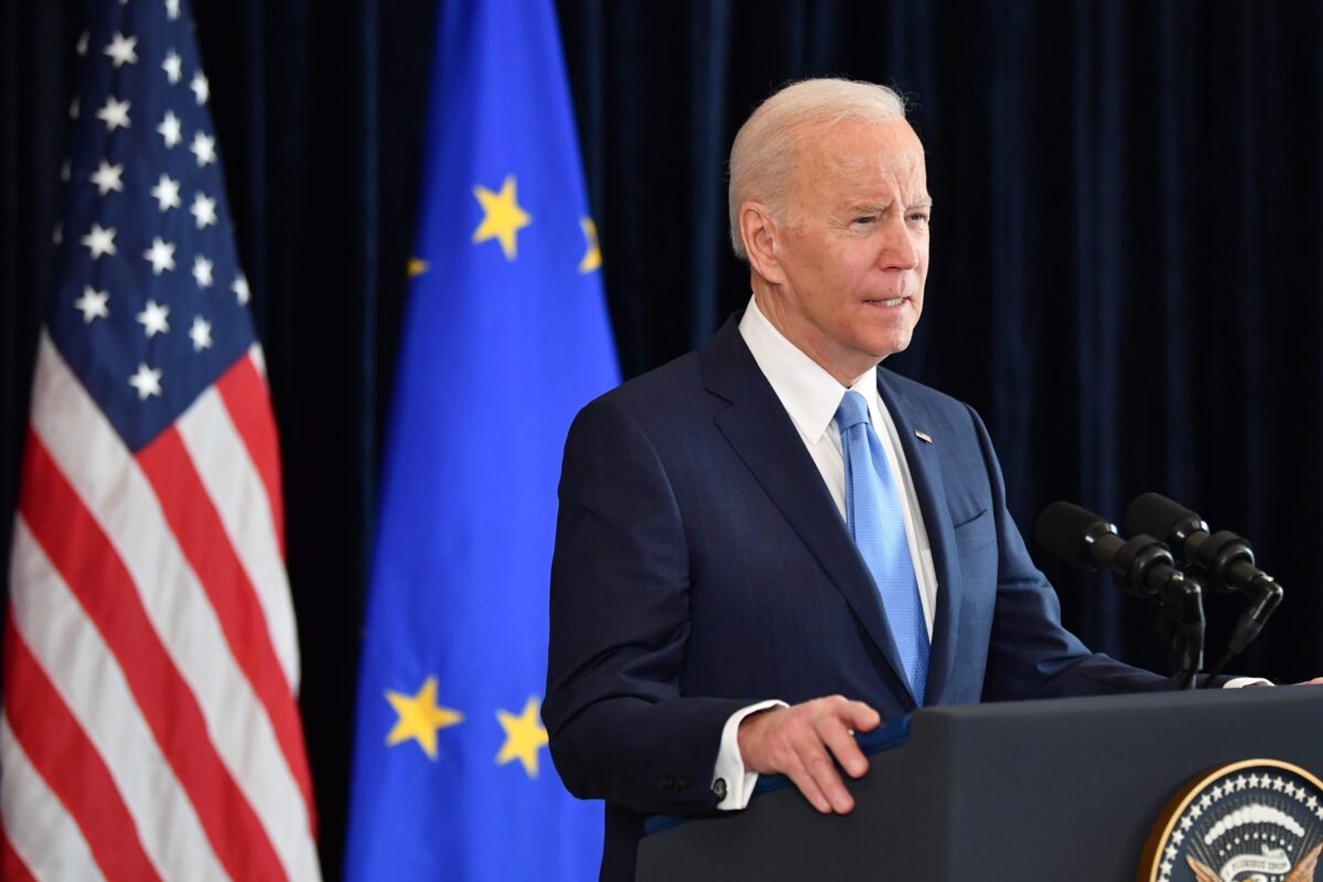 Vertice Nato: Biden annuncia nuove difese aeree per Kiev, anche dall'Italia