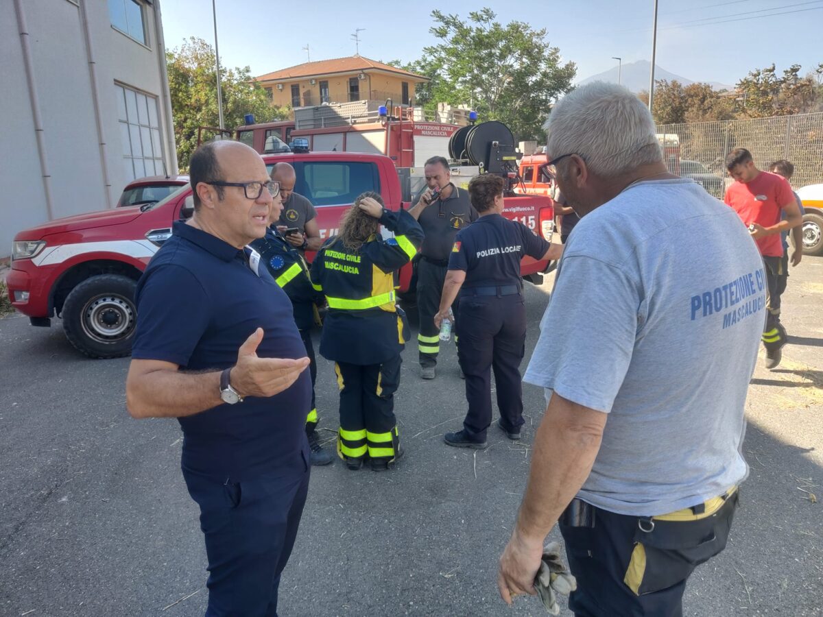 Rischio incendi a Mascalucia, il Comune corre ai ripari e prende provvedimenti immediati