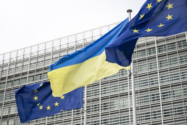 Commissione Ue sostiene l'Ucraina: diritto al contrattacco contro la Russia!