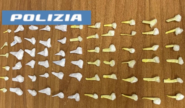 Giovane di 19 anni bloccato con 69 dosi di cocaina: arresto choc!