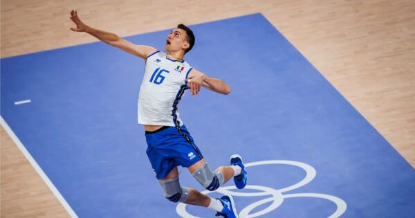 Italia in difficoltà! Sconfitta 0-3 contro la Francia, ora si prepara a giocarsi il bronzo a Parigi 2024 nella pallavolo maschile.